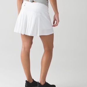 Lululemon Athletica White Circuit Breaker Tennis Skort Skirt Size 2
